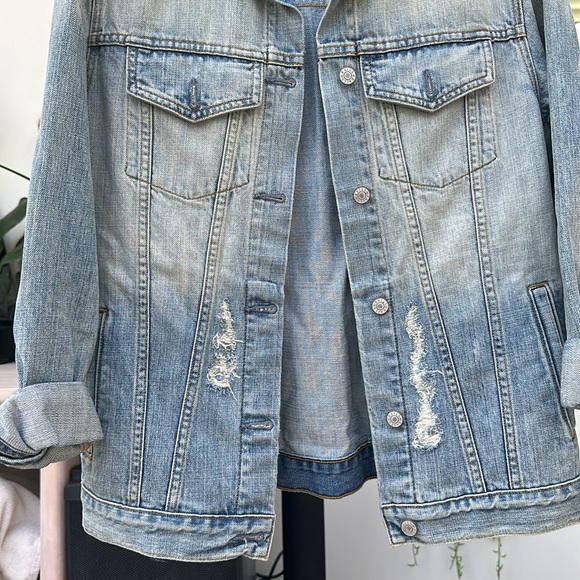 Rails Knox Distressed Denim Jacket - Picture 5 of 11